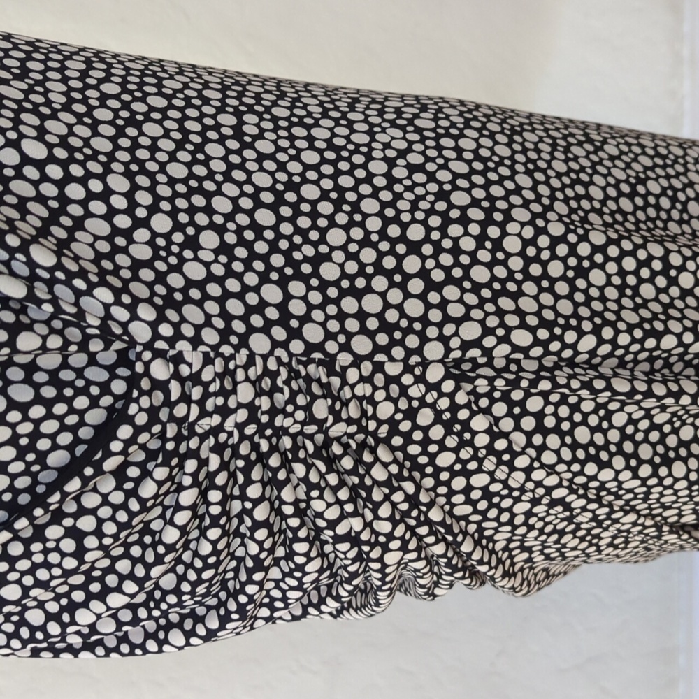 The Limited Black White Dot Short Sleeve Surplice Faux Wrap Dress Size Large - Picture 6 of 9
